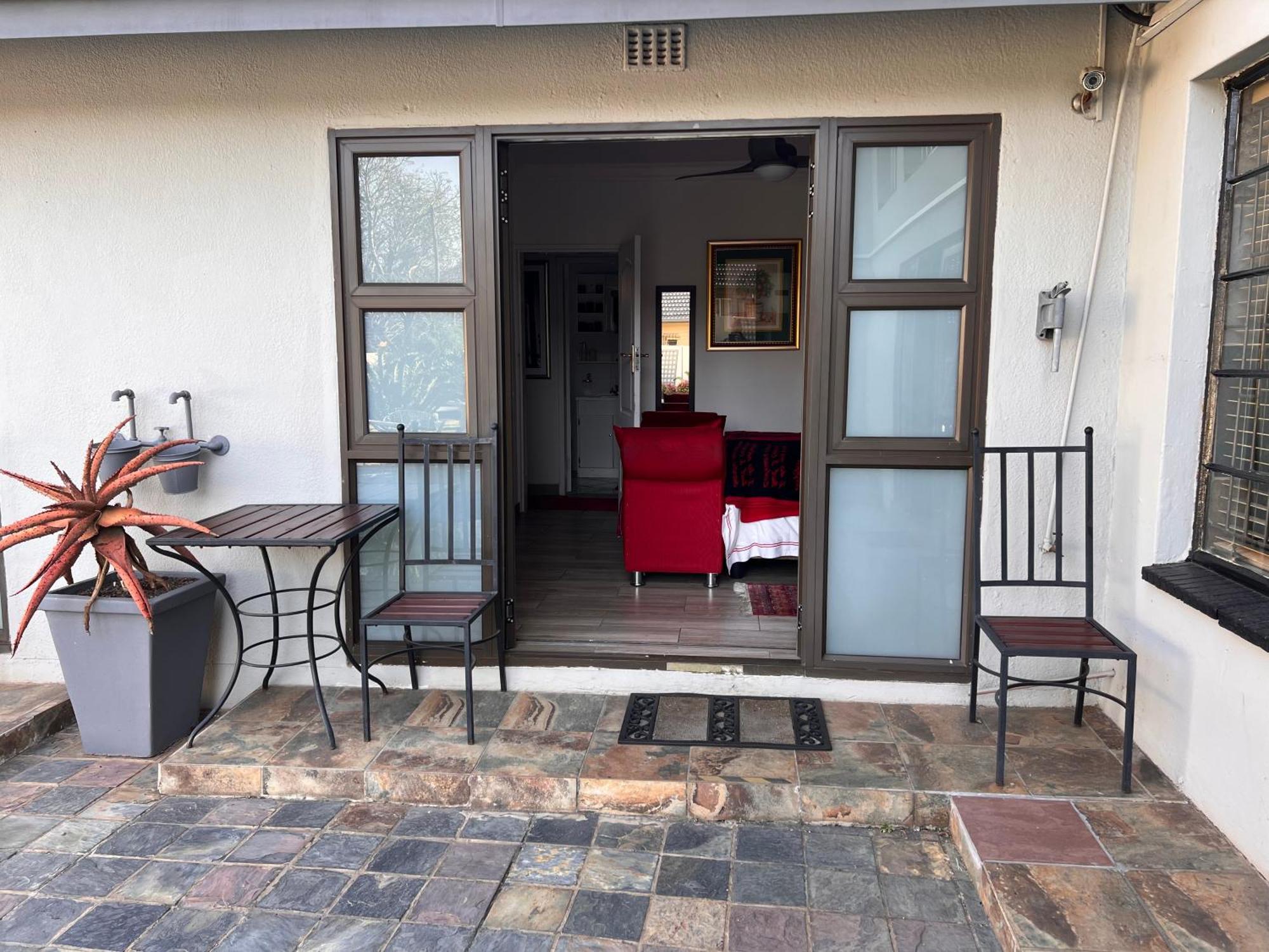 2 Op Terblanche Guesthouse Boksburg Exterior foto