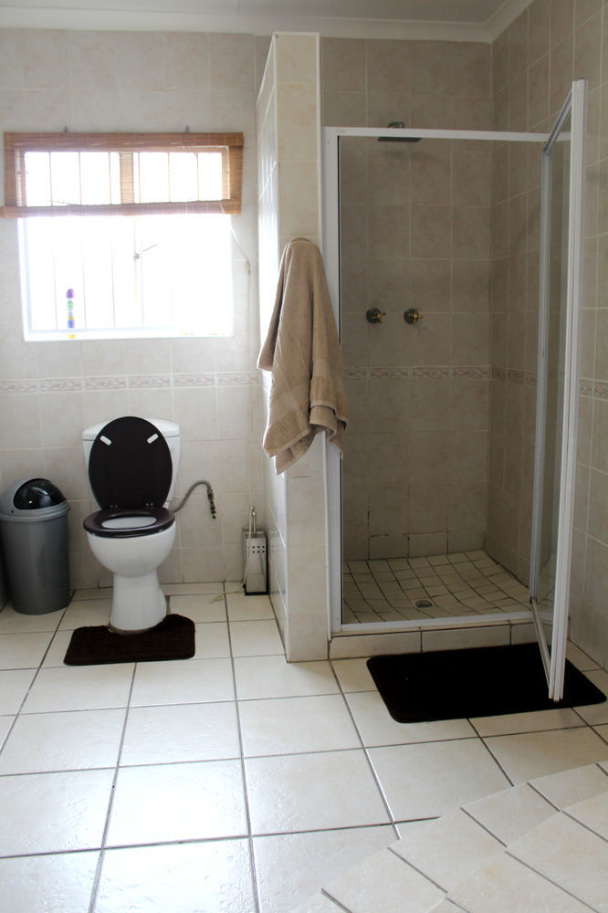 2 Op Terblanche Guesthouse Boksburg Exterior foto